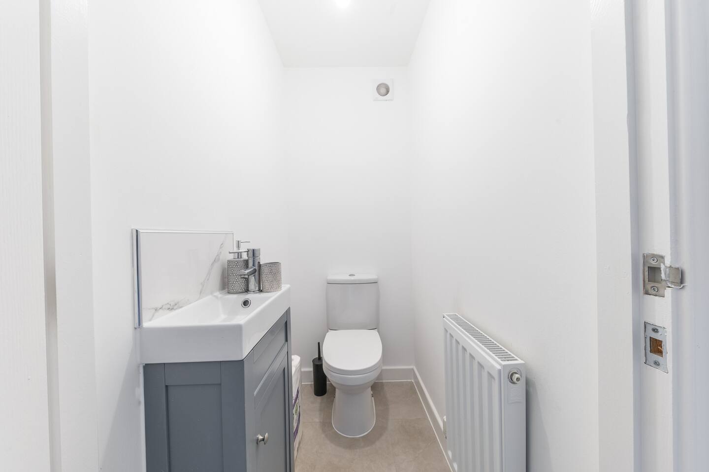 481a4393-0eb3-4b86-af7d-9ef2221f77c1