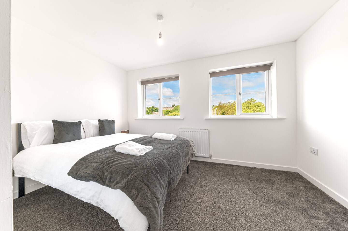 f1e942b4-3e63-4ed7-b45d-c28fb564f5ab