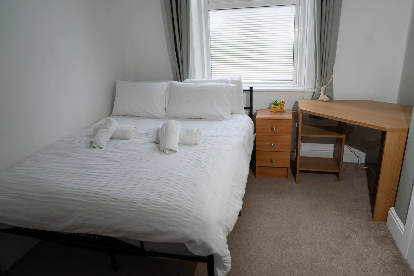 9a60c24b-41bc-41d2-9882-cf89d8a63014