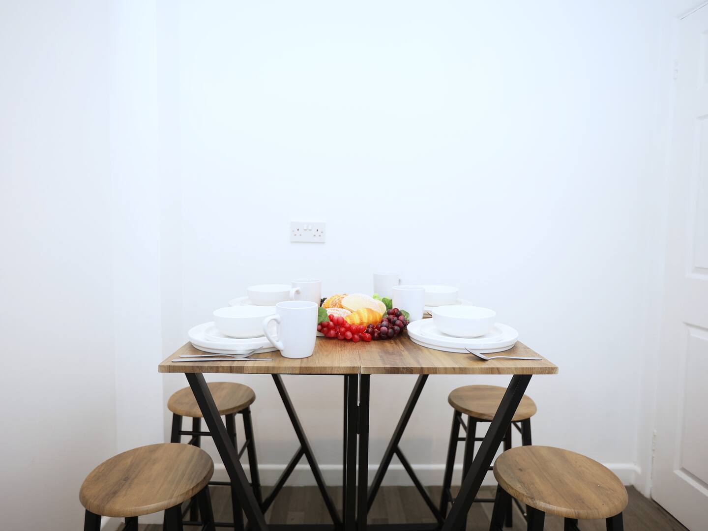 136ae84e-aee6-4c9f-b673-337893e5557d