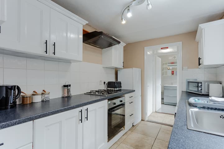 0dbb6519-33eb-40f7-b3fd-c441687b7269