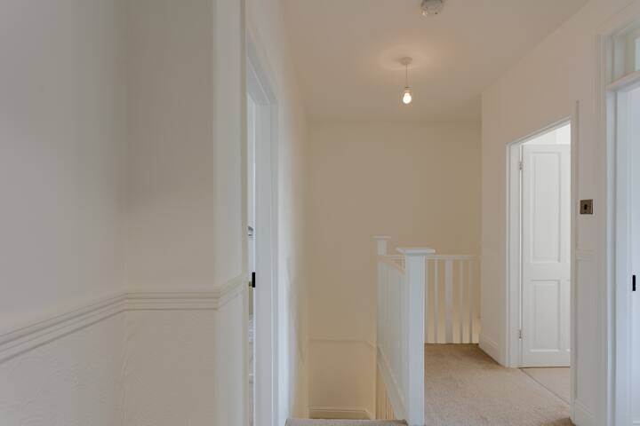 0f0e8b71-27fc-46ab-8794-0ac03d17ab20