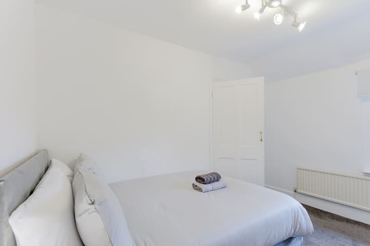 1de29e29-ac3b-4309-8ea4-f3c3b9978161