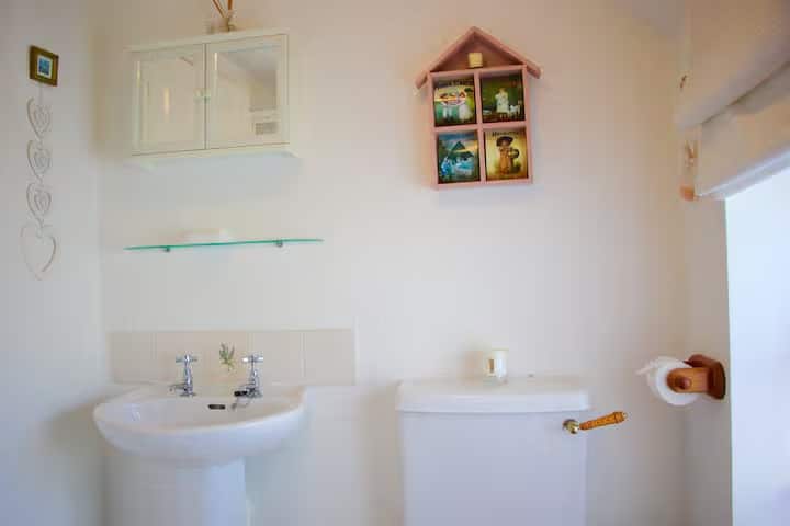 289e2774-8377-4c43-87e2-a51d803504e5