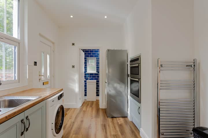 5577aab4-ec33-47bf-8637-d76a7e8aaef0