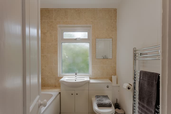 ebfb3187-ba55-4b94-b7d1-6e21d657979b