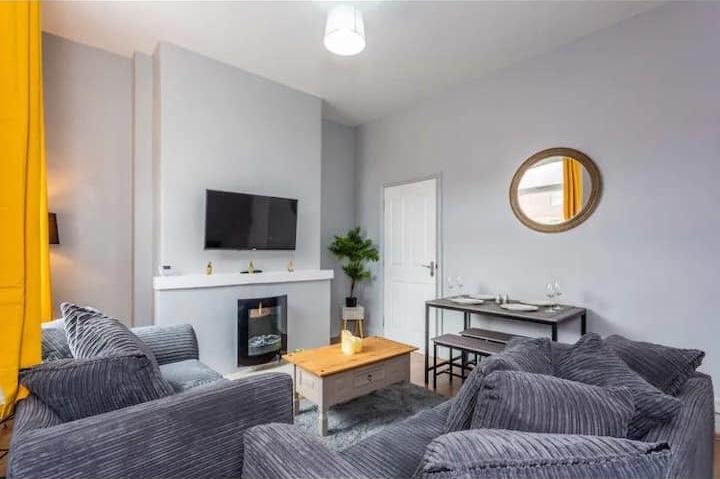 f02dd21f-bc42-4bfd-a121-1da850d9739c (1)