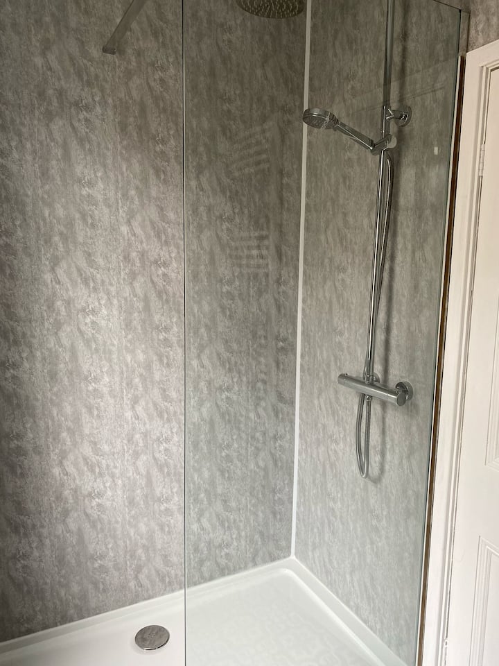 f101d4a8-829f-42d8-89d1-c8ed0495446e